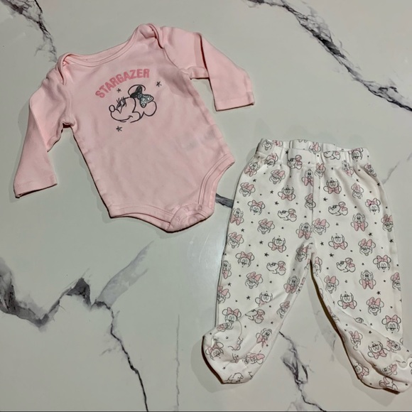 6-9 2-piece Minnie Mouse outfit - Picture 2 of 16